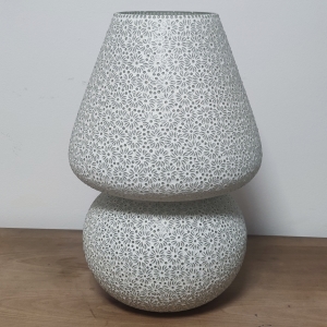 Lampada da tavolo in vetro mosaicata White Daisy h. 64 cm.