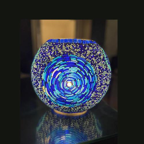 Lampada da tavolo in vetro mosaicata Blue Churi h. 17 cm.