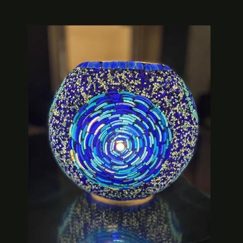 Lampada da tavolo in vetro mosaicata Blue Churi h. 23 cm.