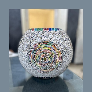 Lampada da tavolo in vetro mosaicata Fantasy Churi h. 17 cm.