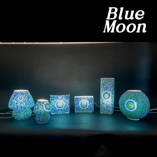 famiglia 03 - Blue Moon
