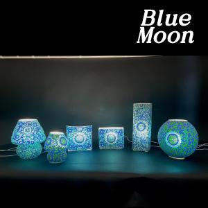 famiglia 03 - Blue Moon