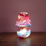 Lampada da tavolo in vetro dipinta Pyxis h. 23 cm.